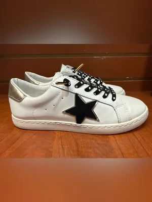 Vintage Havana Black Star Sneakers White Gold Women’s 7.5 Trendy Casual Shoes thumbnail 2
