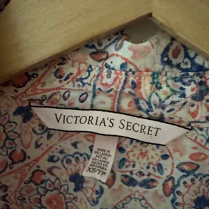 Victorias Secret The Mayfair Cotton Modal Night Gown‎ Sleepshirt Paisley Pattern thumbnail 4