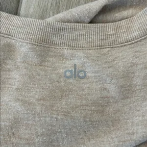 Alo yoga set thumbnail 9