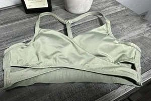 VS sport criss-cross sports bra (XS)‎ thumbnail 1