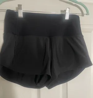 Lululemon Women's Black High-Waist Athletic Shorts Size 4 thumbnail 1