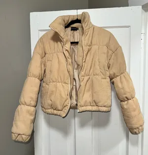 Pretty Little Thingcropped puffer jacket thumbnail 1