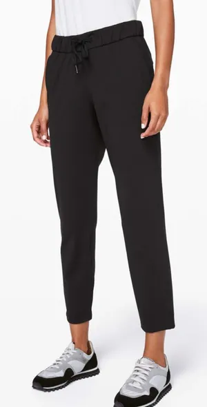 Lululemon On The Fly Golf 7/8 Pants thumbnail 1
