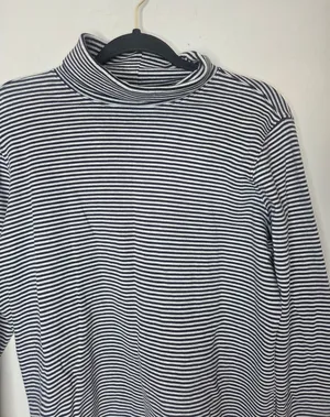L.L. Bean Women’s Size L Black & Gray Striped Turtleneck Long Sleeve Shirt thumbnail 1