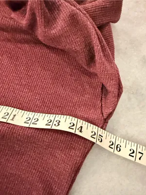 American Eagle Size M Burgundy Cowl Neck Hi Low Hem Long Sleeve Waffle Knit Top thumbnail 7