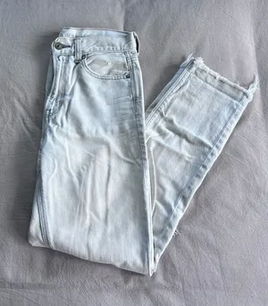 American Eagle Light Wash Mom Jeans thumbnail 1