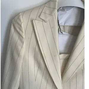 Burberrys London Vintage‎ Silk 2pc suit size 4 thumbnail 2