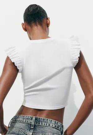 Ruffle Top thumbnail 2