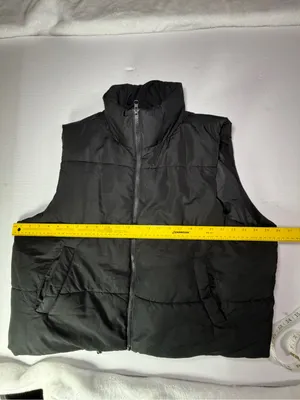 No Boundaries Black Quilted Puffer Vest - Zip Front thumbnail 4