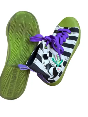 BEETLEJUICE Women’s Sand Monster Striped High Top Sneakers Size 7 thumbnail 4