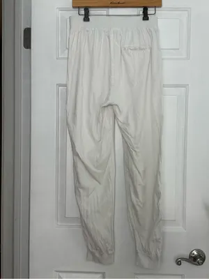 Faherty Arlie Day Joggers in White thumbnail 3