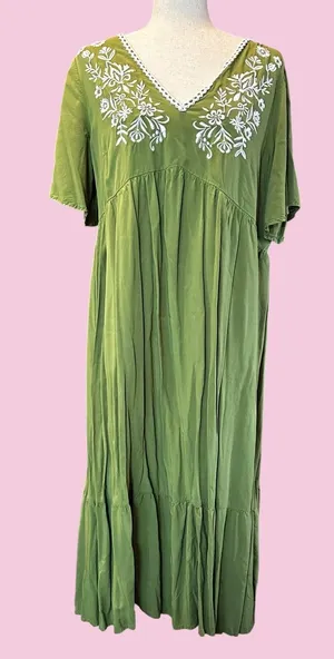 BLOOMCHIC Olive Green Rayon Midi Dress with Pockets 14-16 thumbnail 1