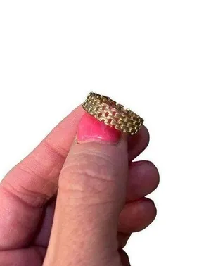 Shashi Linked Band Ring Gold Womens Size 6 thumbnail 2