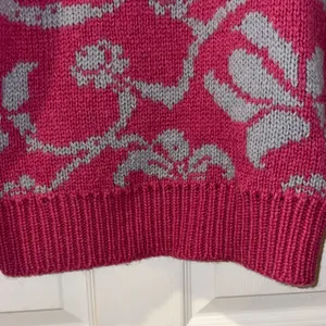 Vintage Woolrich Pink and Gray Floral Turtleneck Sweater thumbnail 6