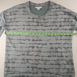Athleta Coaster Luxe Sweatshirt in Tahiti Minimalist Grey Tie Dye Blue Women's M thumbnail 9