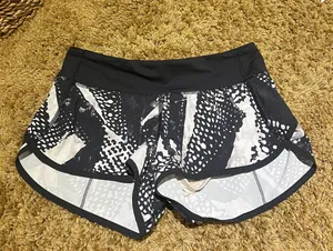 Lululemon Speed Short 2.5” thumbnail 1