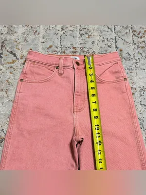 Wrangler Heritage high-rise straight-leg crop jeans dusty pink size 26 thumbnail 6