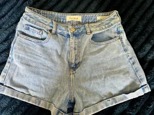 PacSun Shorts Denim Mom Light Wash thumbnail 1
