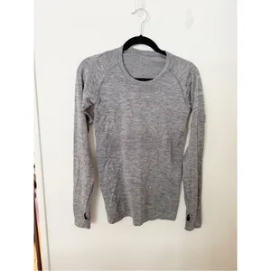 Lululemon Swiftly Tech Long Sleeve Top Sz 8 thumbnail 2