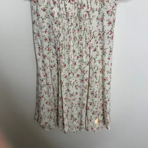 Reformation Corbin Floral Mini Dress Womens Size 8 thumbnail 4