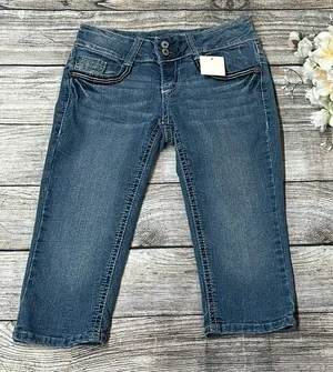 YMI sz 0 jean capris/ knee length thumbnail 1