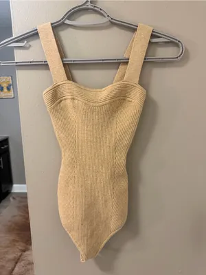 Abercrombie & Fitch ribbed sweetheart neckline sweater bodysuit in cream tan XXS thumbnail 2