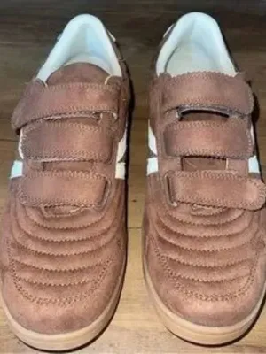 NWOT Steve Madden Chocolate Brown Macer Sneakers thumbnail 7