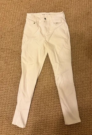 Old Navy High Rise Wow Skinny Jeans thumbnail 1