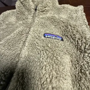 Patagonia Los Gatos Fleece Vest Womens‎ M Fatigue Green Gorpcore Oudoorsy Sherpa thumbnail 3