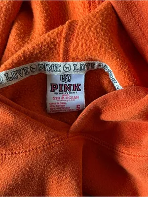 PINK Victoria's Secret Denver Broncos Pullover Hoodie with Classic White Logo thumbnail 2