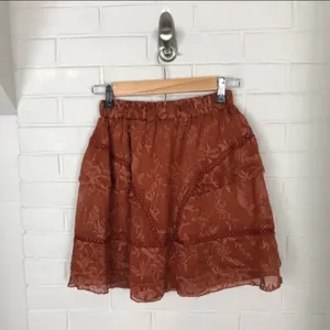Q&A NWT Lace Ruffle Dainty Girly Mini Skirt thumbnail 7