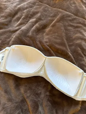 White Bandeau Twist Bikini Top thumbnail 3