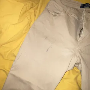 Khaki Skinny Jeans thumbnail 3