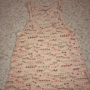 American Eagle Tank Top thumbnail 3