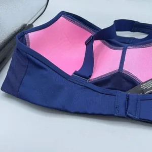 Victoria’s Secret Pink sports bra. Size Medium thumbnail 3