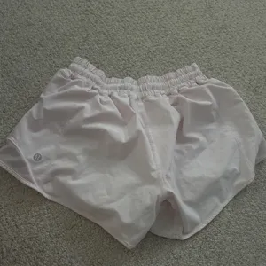 lululemon shorts  thumbnail 2