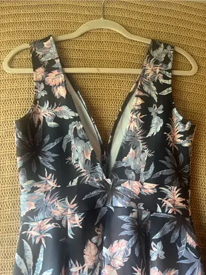 Forever 21 Navy Floral V-Neck Mini Dress with Pink and Light Blue Print thumbnail 4