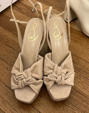 Sam Edelman suede heels thumbnail 1