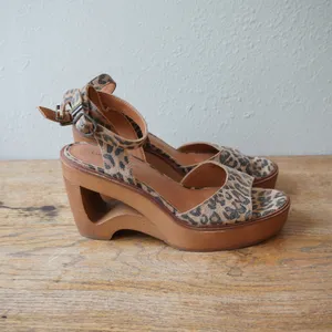 Lucky Brand Wynona Leopard Print Wedge Platform Sandals Tan Black 9.5M thumbnail 2