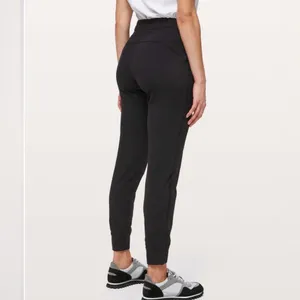 Lululemon Ready To Rulu Pant Jogger 29” Size 8 Black Lounge Athleisure thumbnail 2