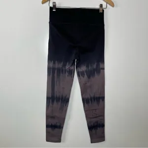 Offline by Aerie Seamless Tie-Dye Hi-Rise‎ Leggings Small thumbnail 2