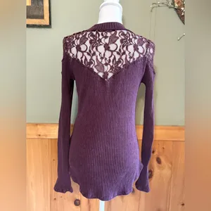 Free People Lace Keyhole Burgundy Acid Wash Ribbed Long Sleeve Top Size Large thumbnail 4