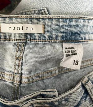 Eunina NWOT Girlfriend Jeans thumbnail 3