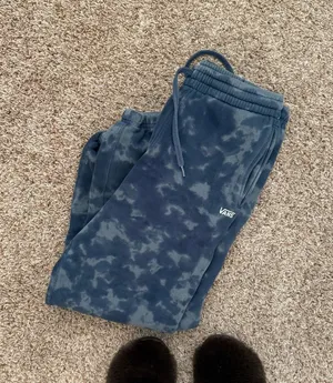 Relaxed fit vans sweatpants  thumbnail 1