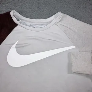 Nike Dri-FIT Big Swoosh Sweatshirt XL Neutral Sporty Colorblock Brown Gray White thumbnail 1