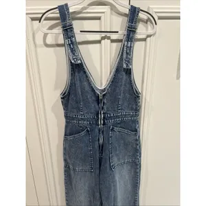 Forever‎ 21 Zip Front Denim Overalls Patch Pocket Boho Retro Medium Wash thumbnail 2