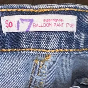 SO Super Hi-Rise‎ Balloon Denim Jeans thumbnail 4