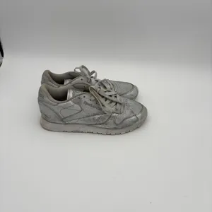 Reebok Shoes Womens 7.5 Classic Casual Sneakers Silver Leather Lace Up BD5757 thumbnail 3