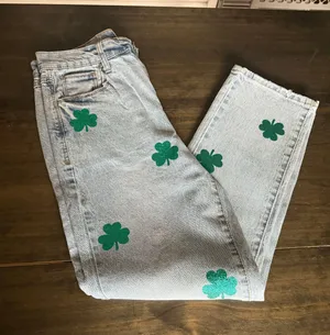St Patrick’s Day Shamrock Jeans Green Size 4 thumbnail 2
