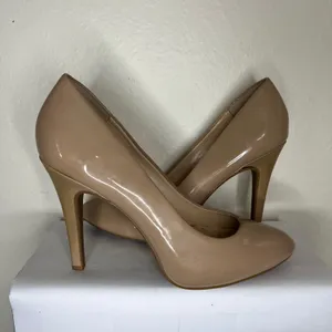 Jessica Simpson 8M Malia Nude Patent Oval Toe Pump Heels Stiletto Shoes thumbnail 8